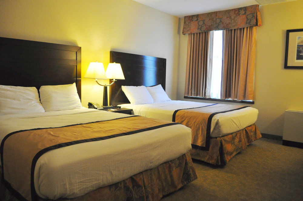Sackets Harbor Harbor House Inn מראה חיצוני תמונה
