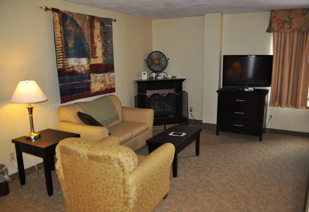 Sackets Harbor Harbor House Inn מראה חיצוני תמונה