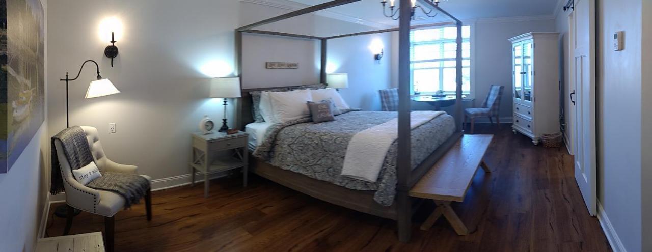 Sackets Harbor Harbor House Inn מראה חיצוני תמונה